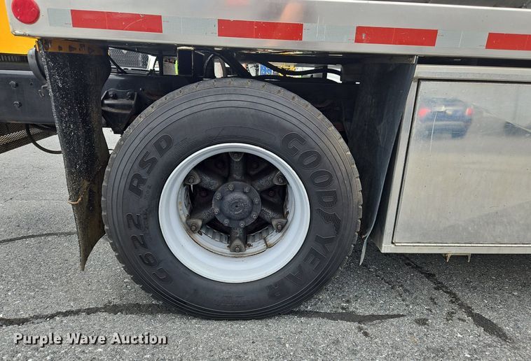 image for item OJ9812 1997 Ford Louisville  sewer jetter truck