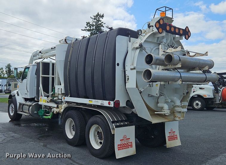 image for item OJ9815 2006 Sterling  L-Line sewer jetter truck