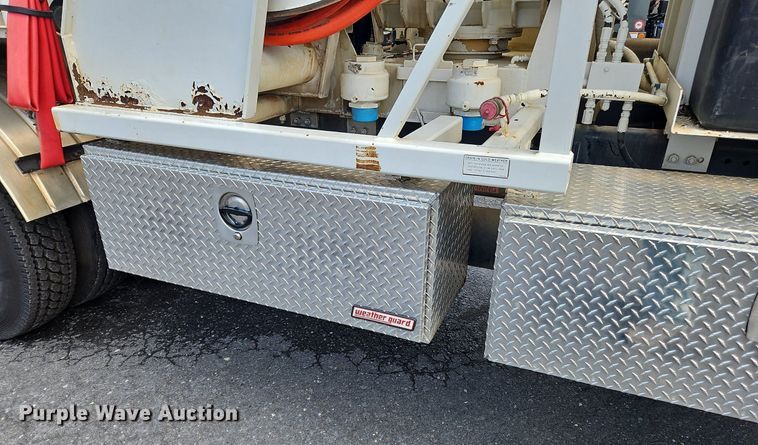 image for item OJ9815 2006 Sterling  L-Line sewer jetter truck