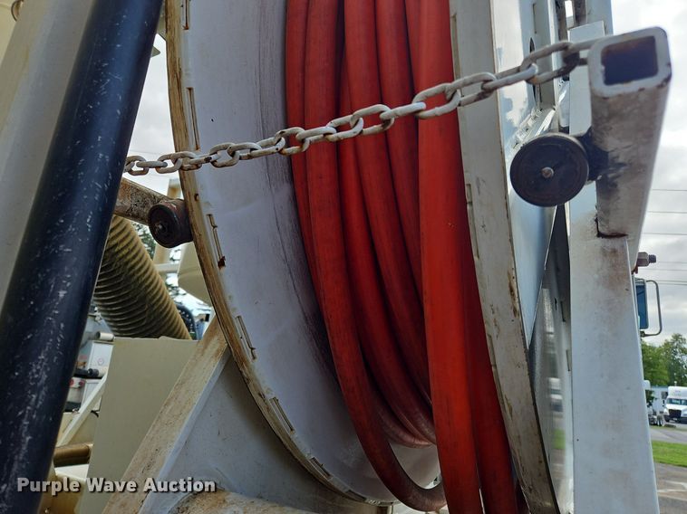 image for item OJ9815 2006 Sterling  L-Line sewer jetter truck