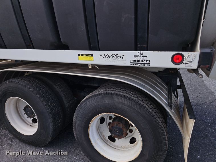 image for item OJ9815 2006 Sterling  L-Line sewer jetter truck