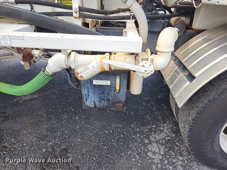 image for item OJ9815 2006 Sterling  L-Line sewer jetter truck