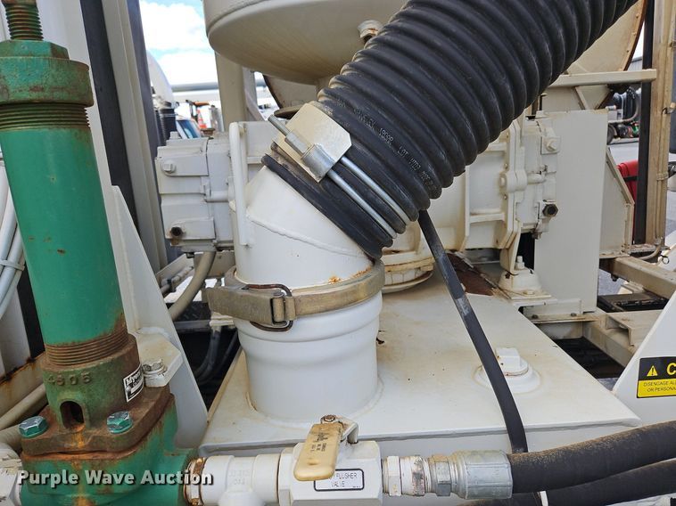 image for item OJ9815 2006 Sterling  L-Line sewer jetter truck