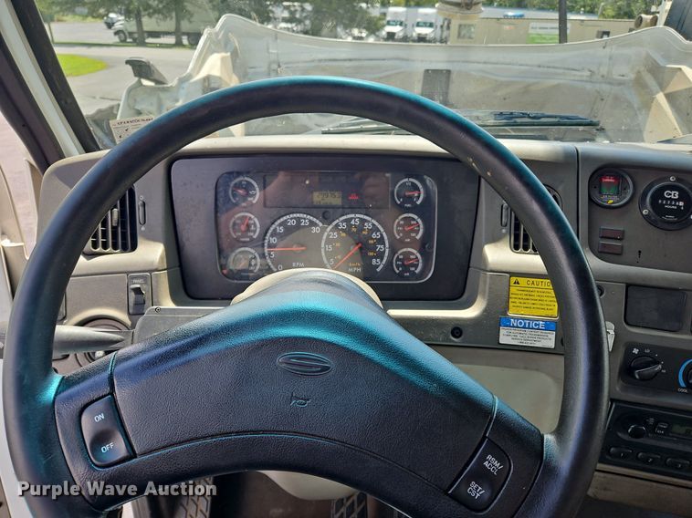 image for item OJ9815 2006 Sterling  L-Line sewer jetter truck