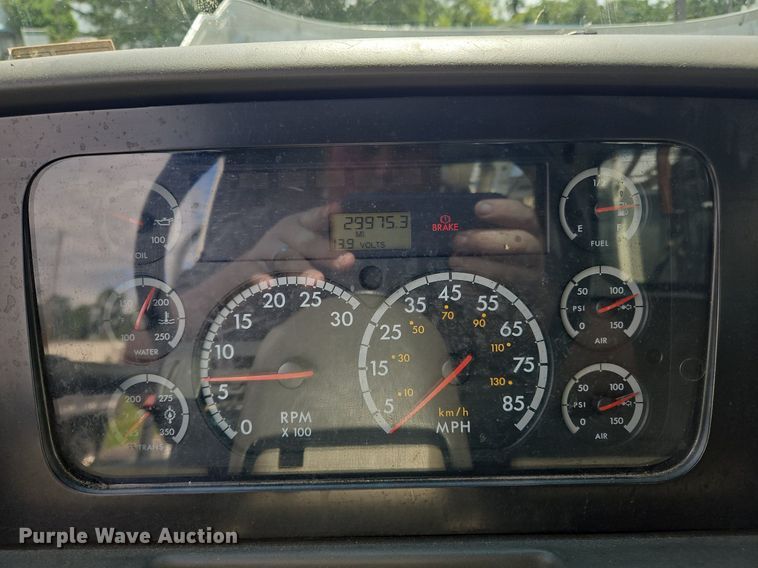 image for item OJ9815 2006 Sterling  L-Line sewer jetter truck