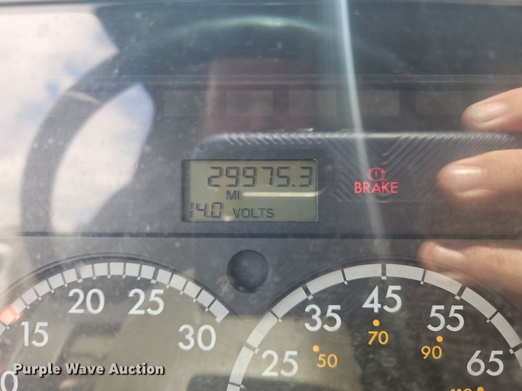 image for item OJ9815 2006 Sterling  L-Line sewer jetter truck