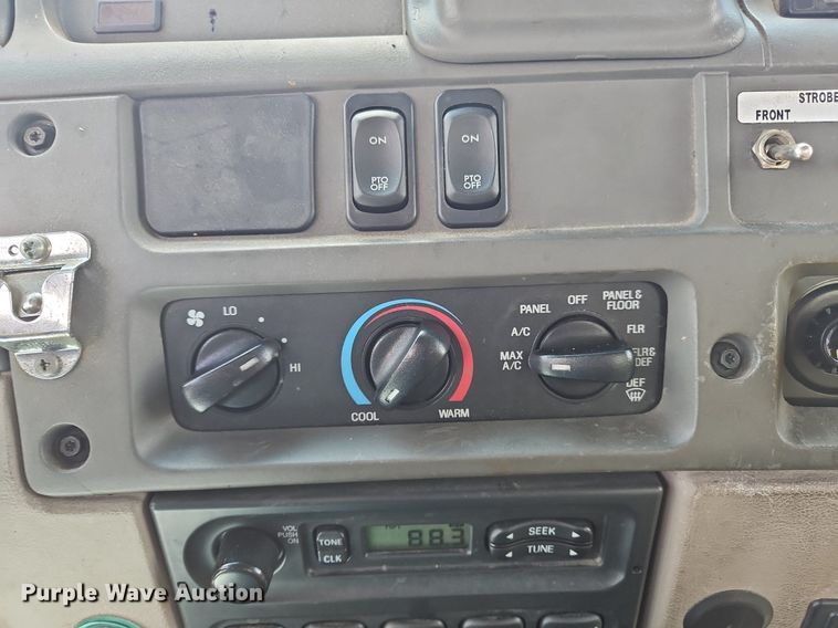 image for item OJ9815 2006 Sterling  L-Line sewer jetter truck