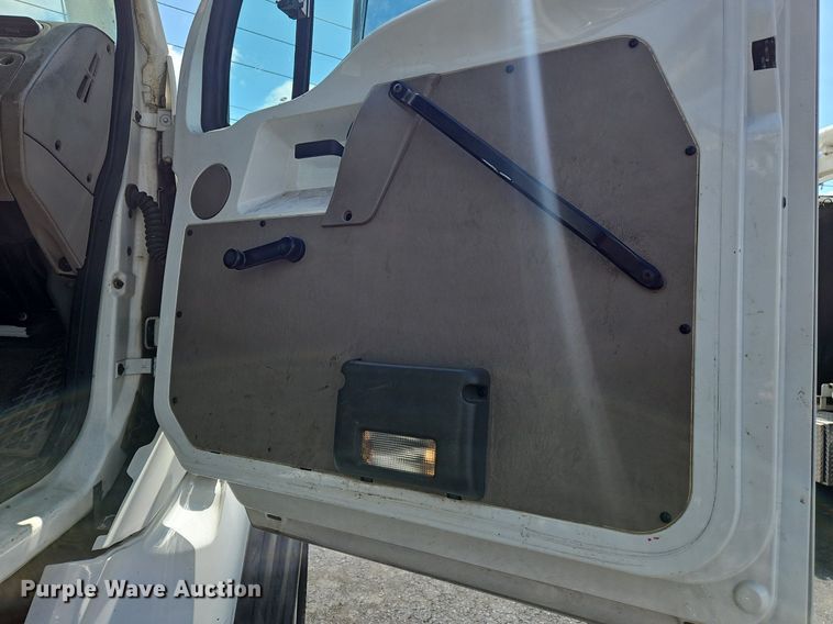 image for item OJ9815 2006 Sterling  L-Line sewer jetter truck