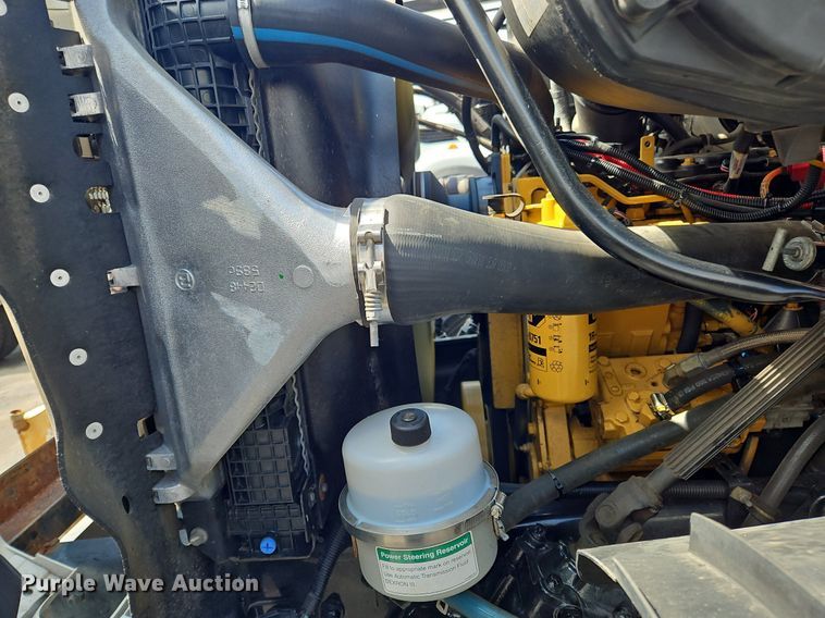 image for item OJ9815 2006 Sterling  L-Line sewer jetter truck