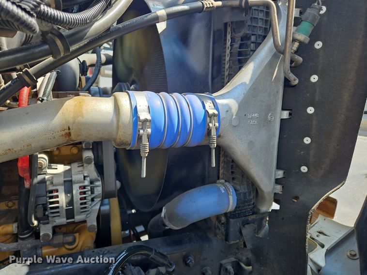 image for item OJ9815 2006 Sterling  L-Line sewer jetter truck