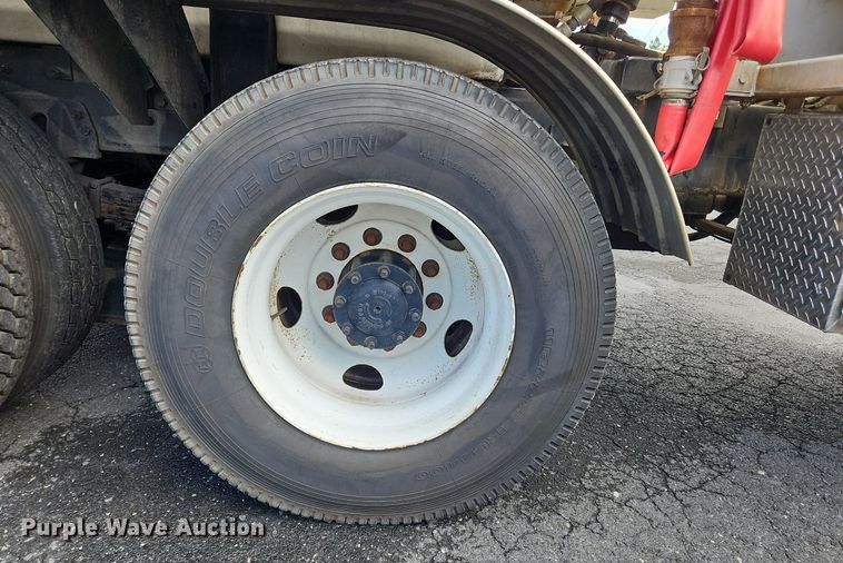 image for item OJ9815 2006 Sterling  L-Line sewer jetter truck