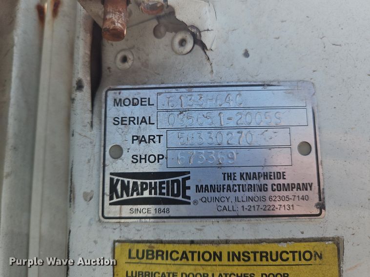 image for item OJ9831 2006 International  4300 bucket truck