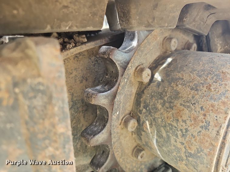 image for item OJ9832 2005 Bobcat 323 mini excavator