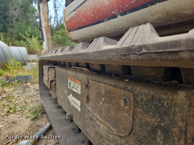 image for item OJ9832 2005 Bobcat 323 mini excavator