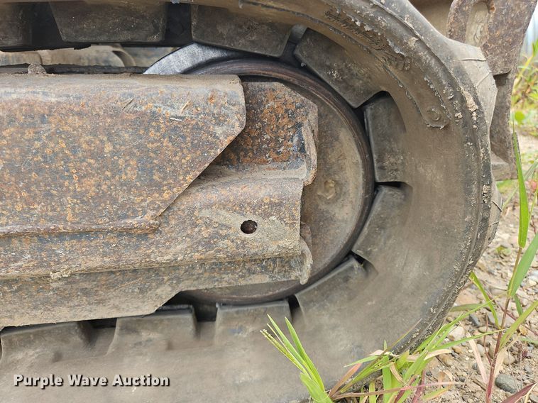 image for item OJ9832 2005 Bobcat 323 mini excavator