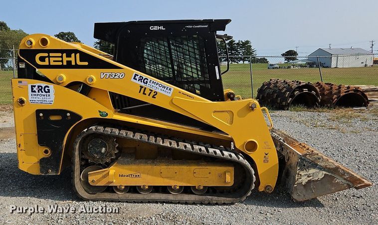 image for item OJ9841 2022 Gehl VT320 tracked skid steer loader