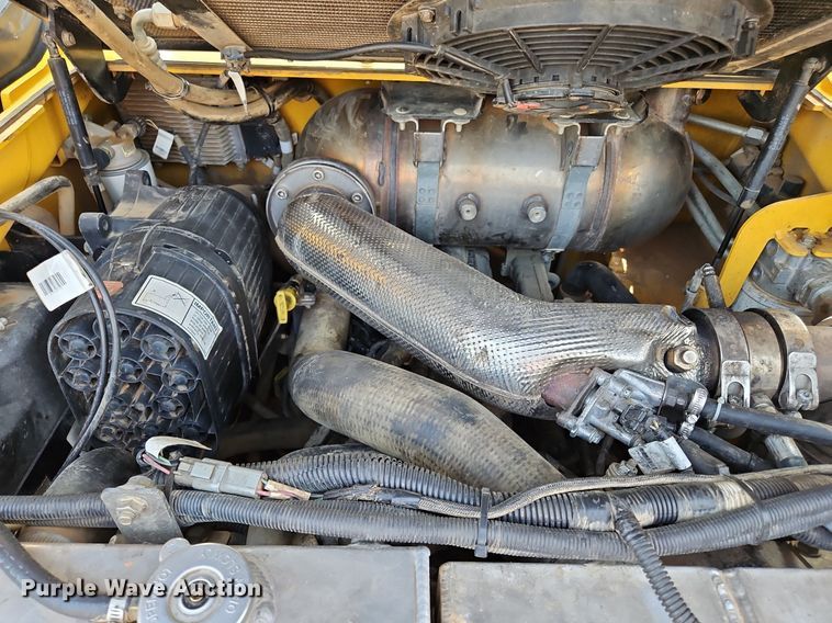 image for item OJ9841 2022 Gehl VT320 tracked skid steer loader