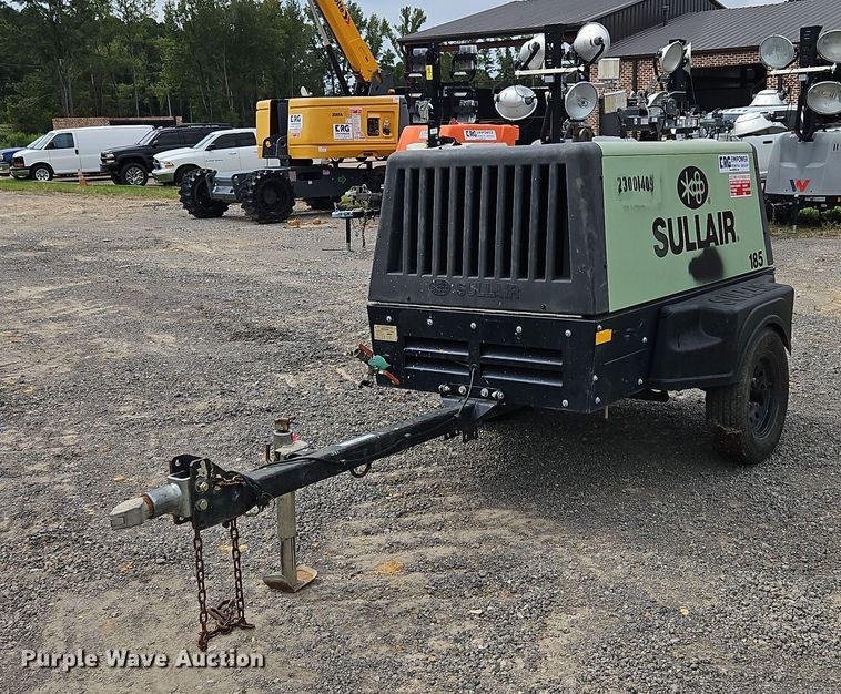 image for item OJ9845 2017 Sullair 185D air compressor