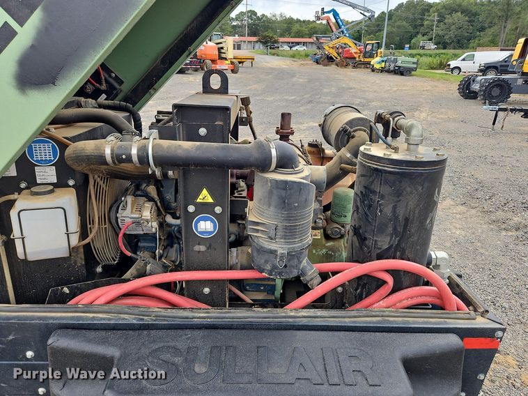 image for item OJ9845 2017 Sullair 185D air compressor