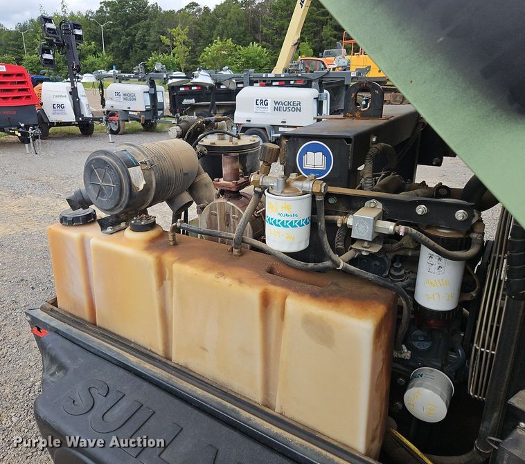 image for item OJ9845 2017 Sullair 185D air compressor