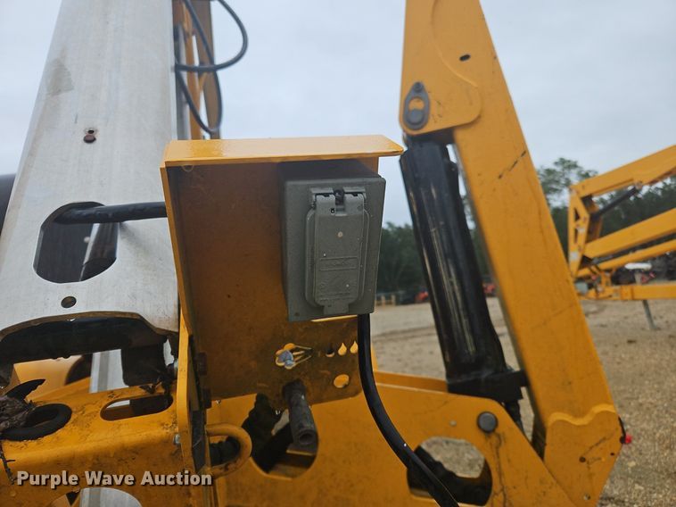 image for item OJ9848 2019 Biljax 5533A boom lift