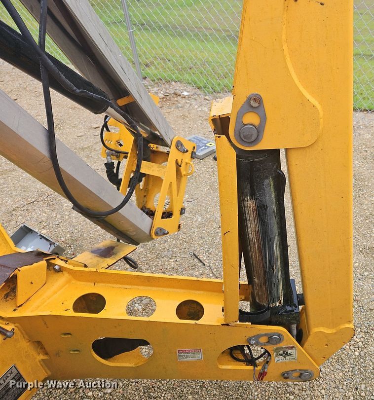 image for item OJ9848 2019 Biljax 5533A boom lift