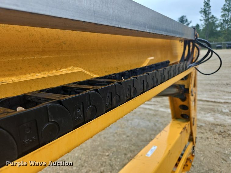 image for item OJ9848 2019 Biljax 5533A boom lift