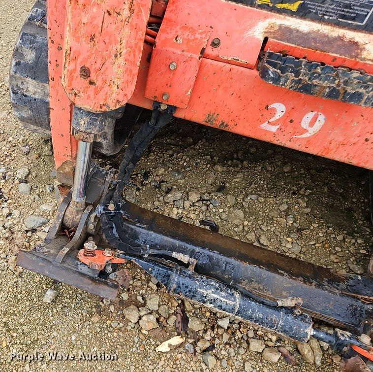 image for item OJ9849 2019 Kubota SVL75-2 tracked skid steer loader