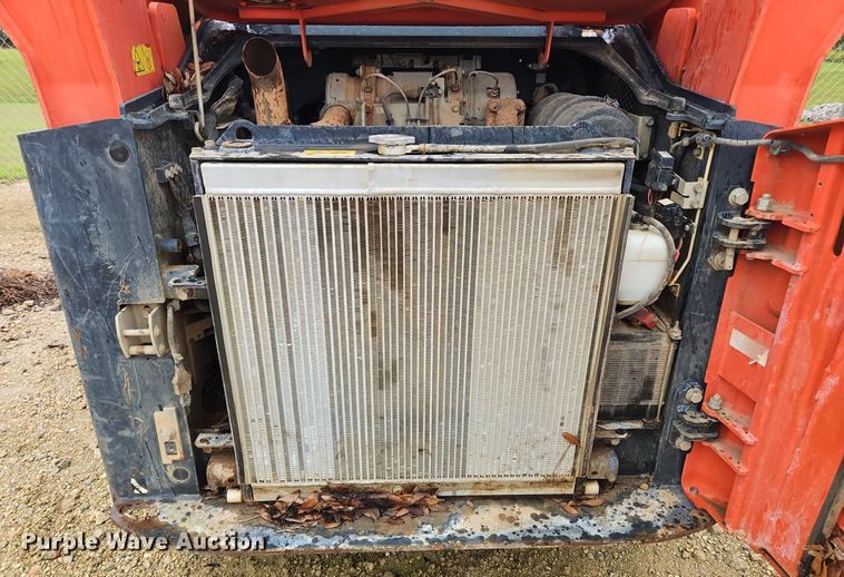 image for item OJ9849 2019 Kubota SVL75-2 tracked skid steer loader