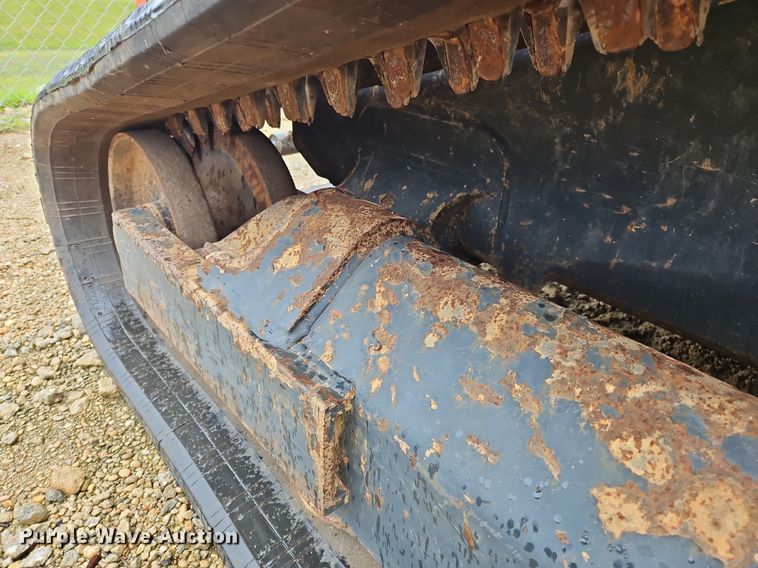 image for item OJ9849 2019 Kubota SVL75-2 tracked skid steer loader