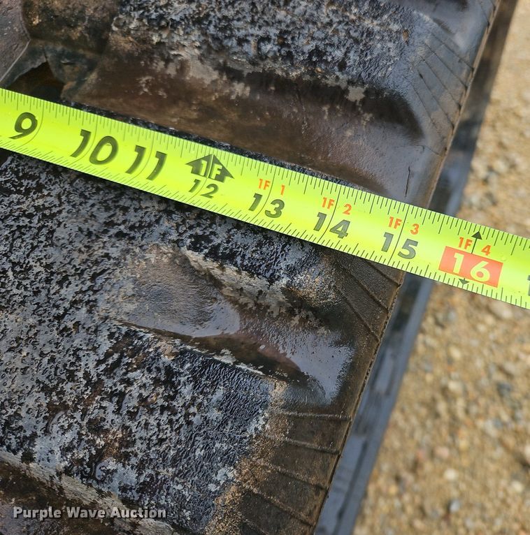 image for item OJ9849 2019 Kubota SVL75-2 tracked skid steer loader