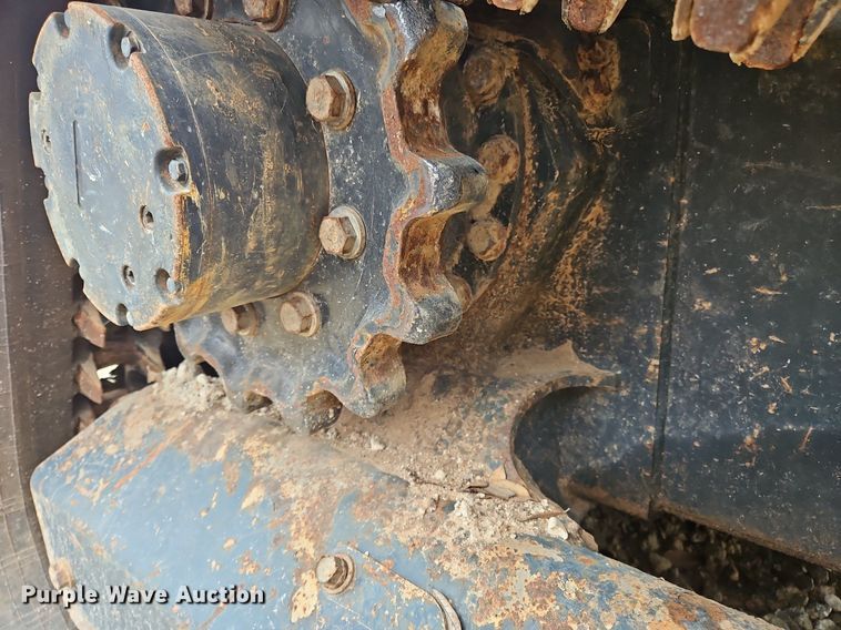 image for item OJ9849 2019 Kubota SVL75-2 tracked skid steer loader