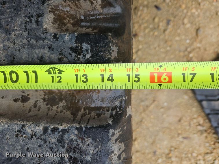 image for item OJ9849 2019 Kubota SVL75-2 tracked skid steer loader