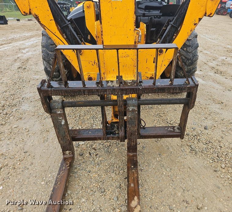 image for item OJ9851 2012 JCB  510-56 telehandler