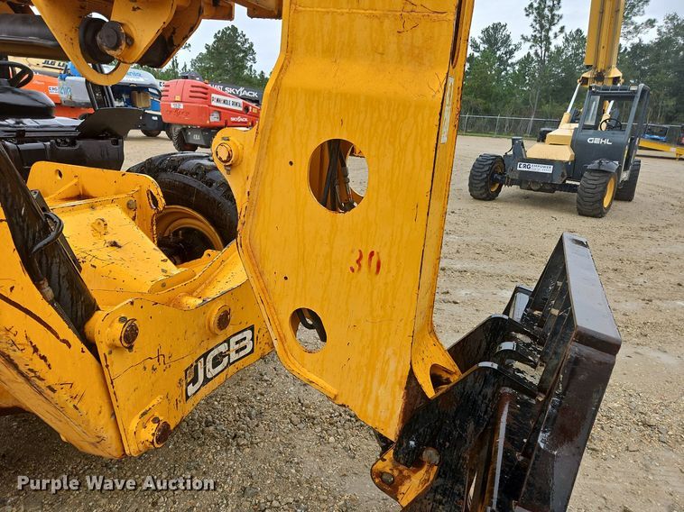 image for item OJ9851 2012 JCB  510-56 telehandler