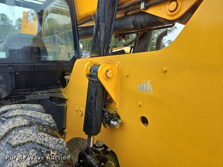 image for item OJ9851 2012 JCB  510-56 telehandler