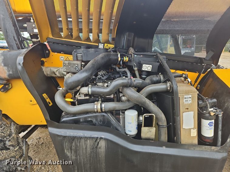 image for item OJ9851 2012 JCB  510-56 telehandler