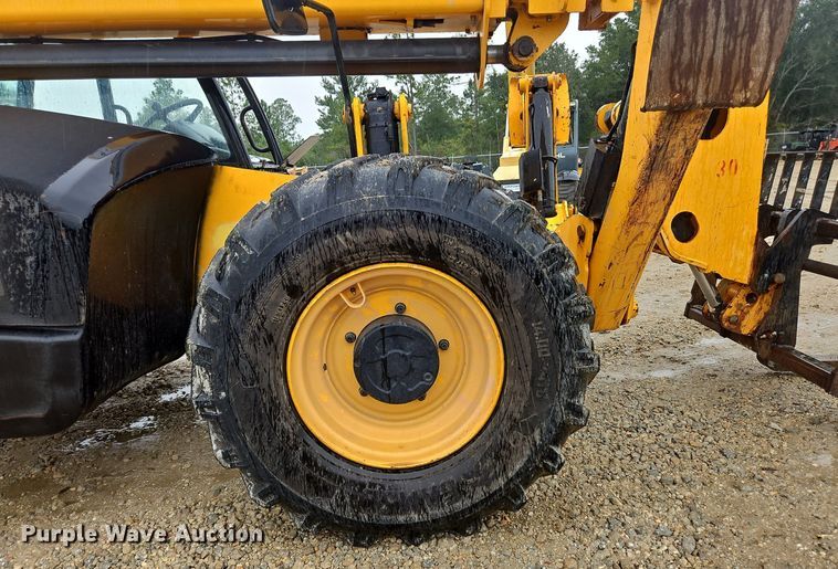 image for item OJ9851 2012 JCB  510-56 telehandler