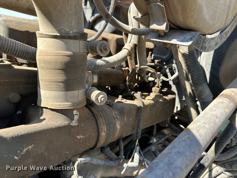 image for item OM9586 1999 Mack RD690S ready mix truck