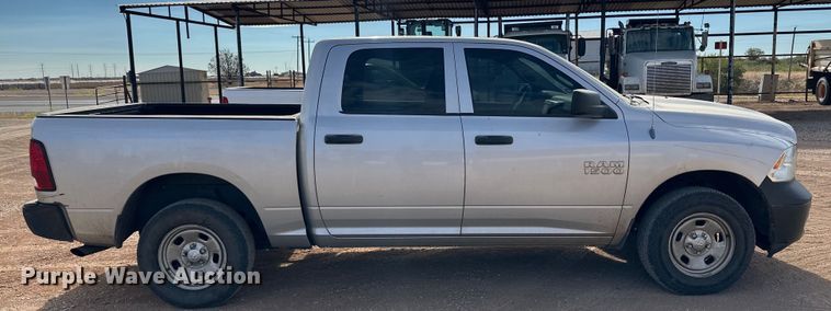 image for item DD3196 2013 Dodge Ram 1500 Crew Cab pickup truck