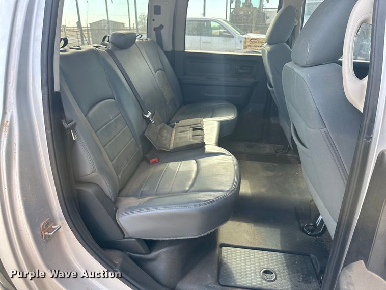 image for item DD3196 2013 Dodge Ram 1500 Crew Cab pickup truck