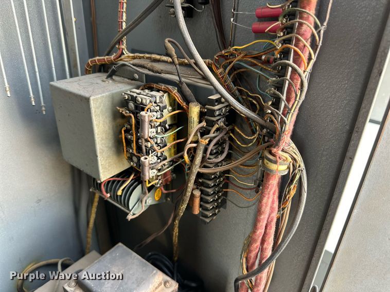 image for item DD3220 (3) filing cabinets