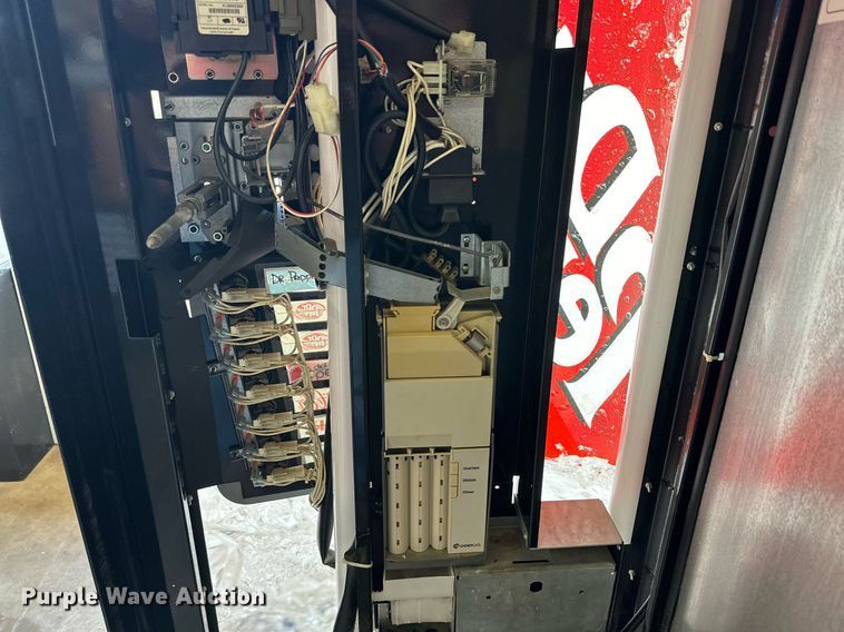 image for item DD3222 Dixie Narco DN276EV4 vending machine 