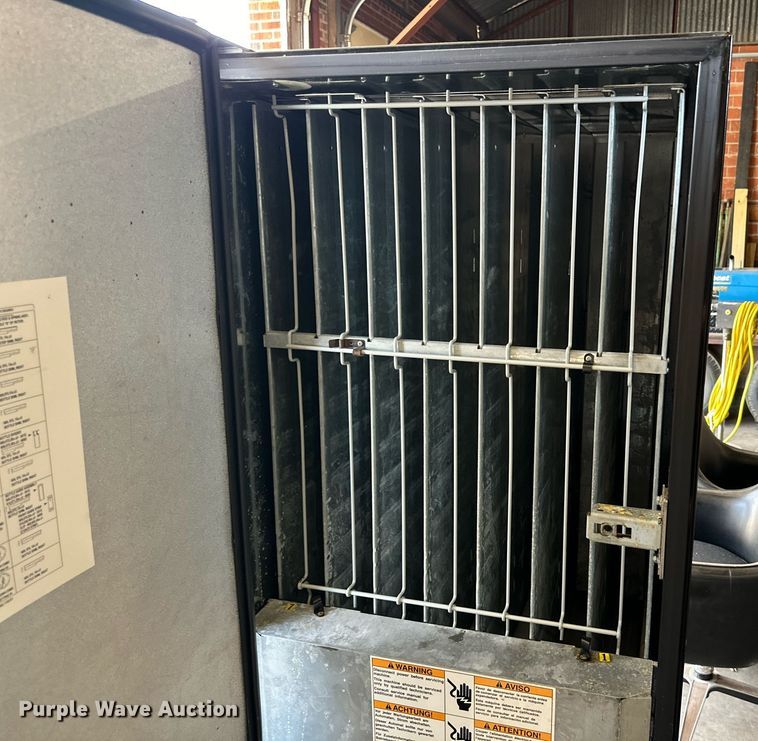 image for item DD3222 Dixie Narco DN276EV4 vending machine 