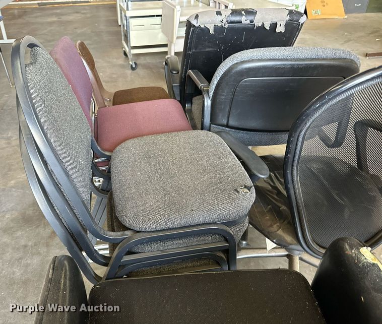 image for item DD3223 (13) chairs 