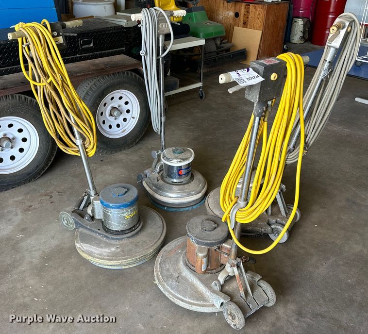 image for item DD3224 (4) floor buffers