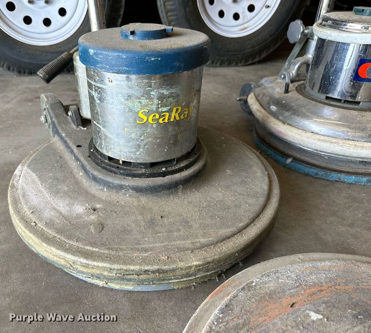 image for item DD3224 (4) floor buffers