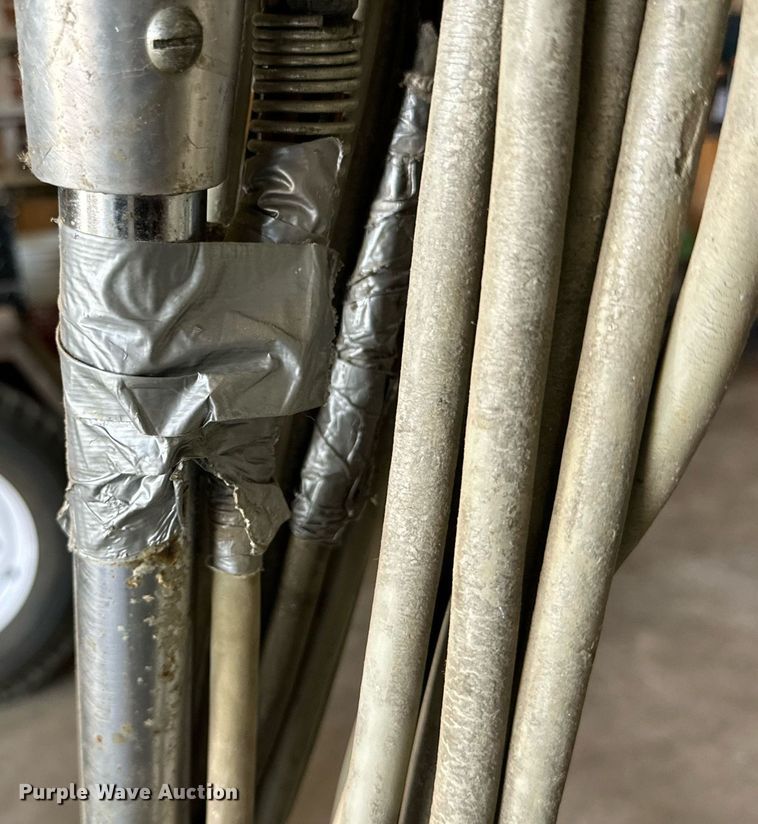 image for item DD3224 (4) floor buffers