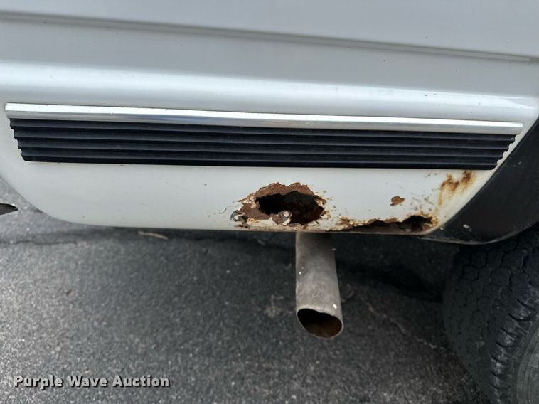 image for item DF8427 1997 Chevrolet Suburban 2500 SUV