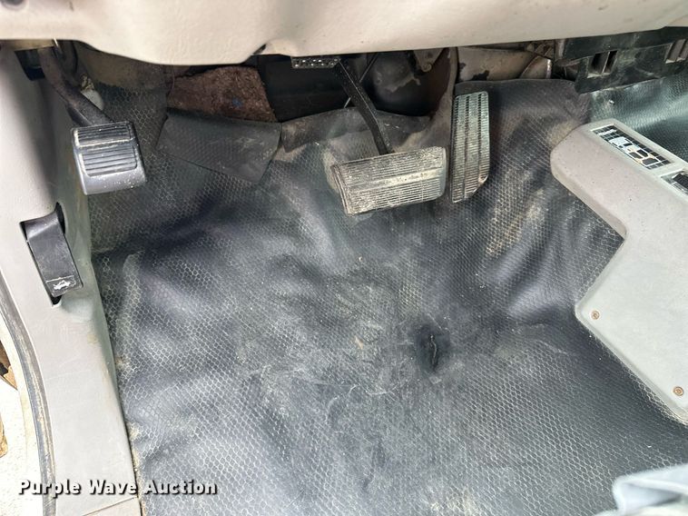 image for item DF8427 1997 Chevrolet Suburban 2500 SUV